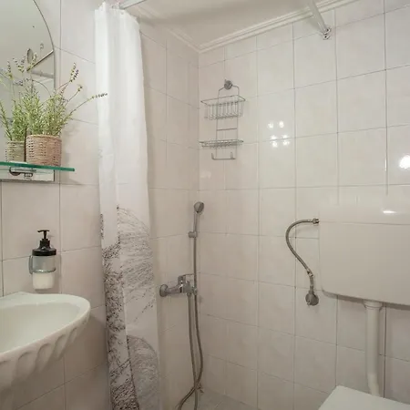 Apartment A3 - Tzitzifo *