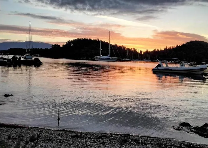 Apartment A3 - Tzitzifo Nydri (Lefkada)