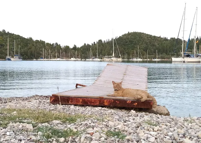 A3 - Tzitzifo Nydri (Lefkada)