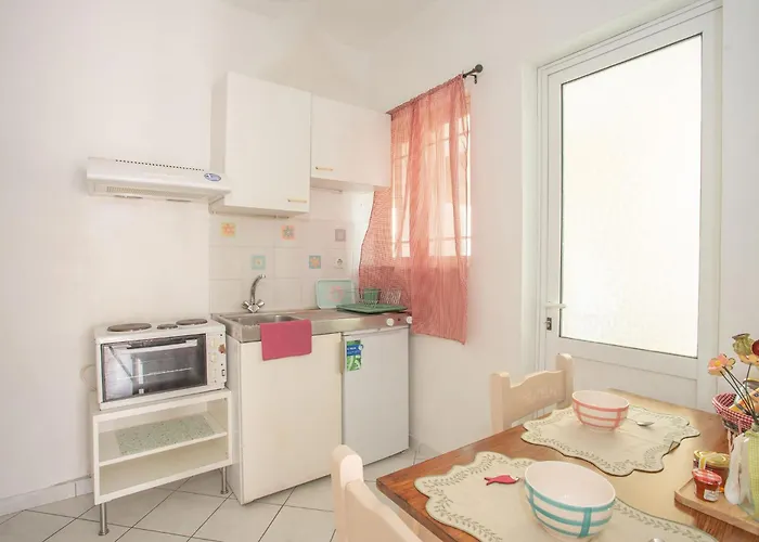 Apartment A3 - Tzitzifo